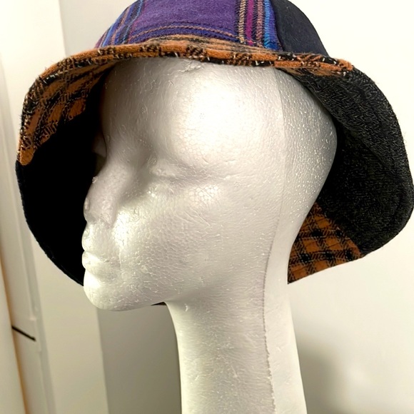 Bucket hat - Picture 6 of 7